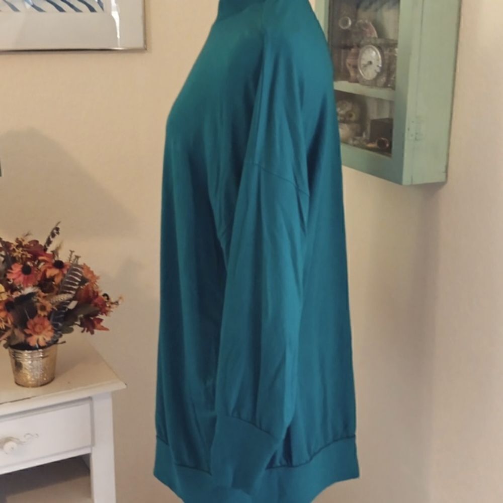 Fabletics Jody Mock Turtle Top - Picture 5 of 13